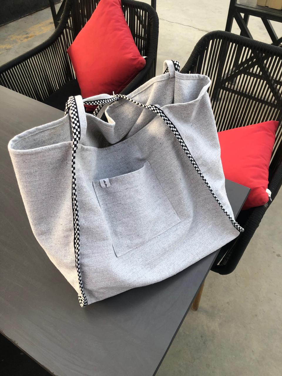 GRAY bucket tote+POUCH